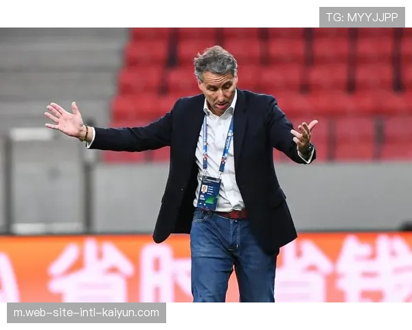 国安扩充教练组强化保障 哈维尔加盟担任体能教练