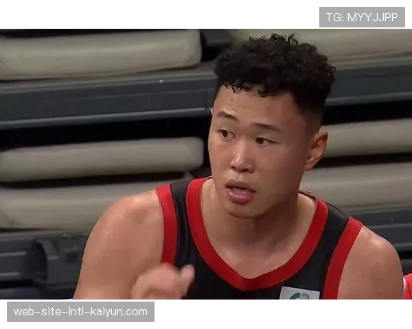 深圳豪取十连胜升至第三 贺希宁史密斯组合成最大杀器 深圳豪取十连胜升至第三 贺希宁史密斯组合成最大杀器